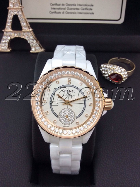 シャネル時計正面デザイン